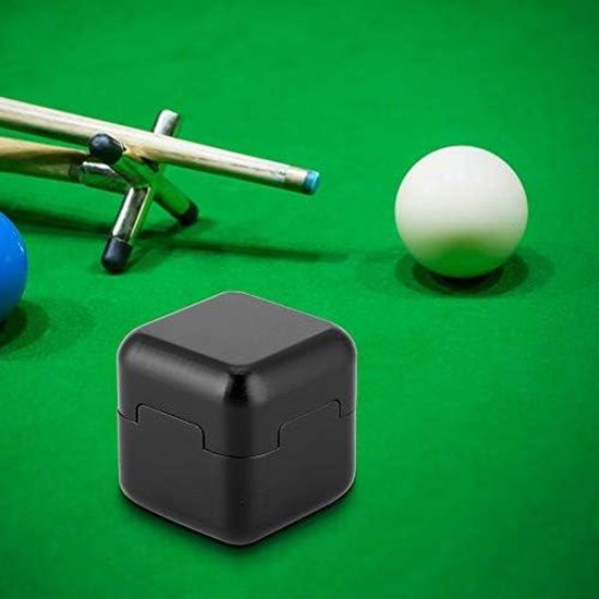 - Aluminium biljartkeu houder voor Snooker en Poolbiljart - Draagbare en duurzame krijthouder in 3 kleuren - Gesloten krijtetui voor tip en biljarthouder, zwart van Merkloos