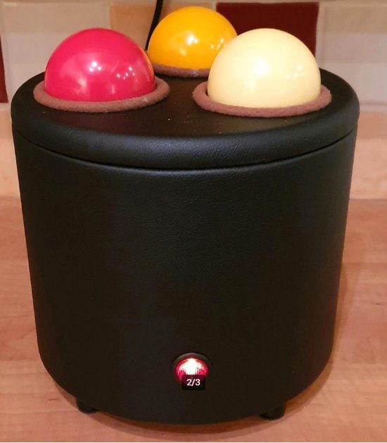 Biljart ballen poetsmachine voor 3 ballen van Aramith