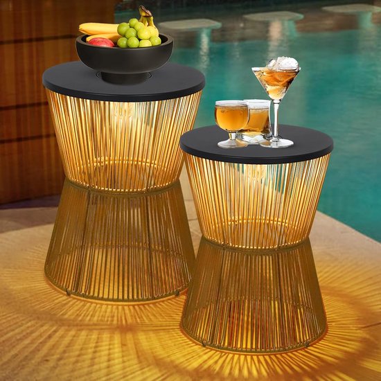 Solar Bijzettafel Outdoor Set van 2, Ronde Tuintafel Weerbestendig met Zonne-lamp, Kunststof Rattan Solar Outdoor Tafel, Boho Zonne-lamp Tafel voor Buiten, Balkontafel, Bijzettafel Terras